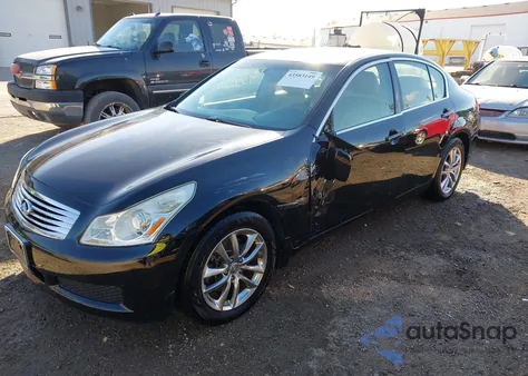2009 Infiniti G37X z USA, uszkodzony, nr VIN JNKCV61F49M357092